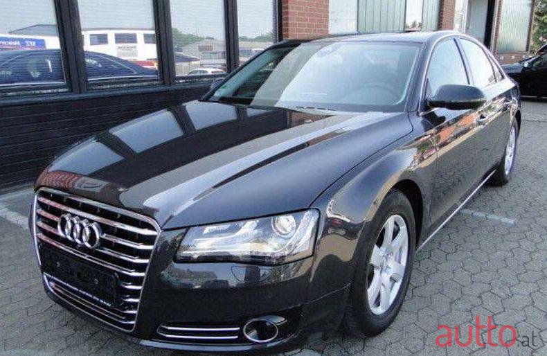 2013' Audi A8 photo #1