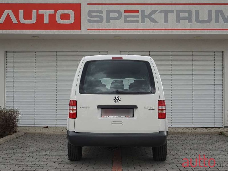 2015' Volkswagen Caddy photo #5