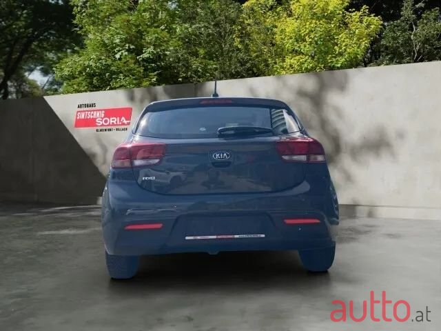 2021' Kia Rio photo #5