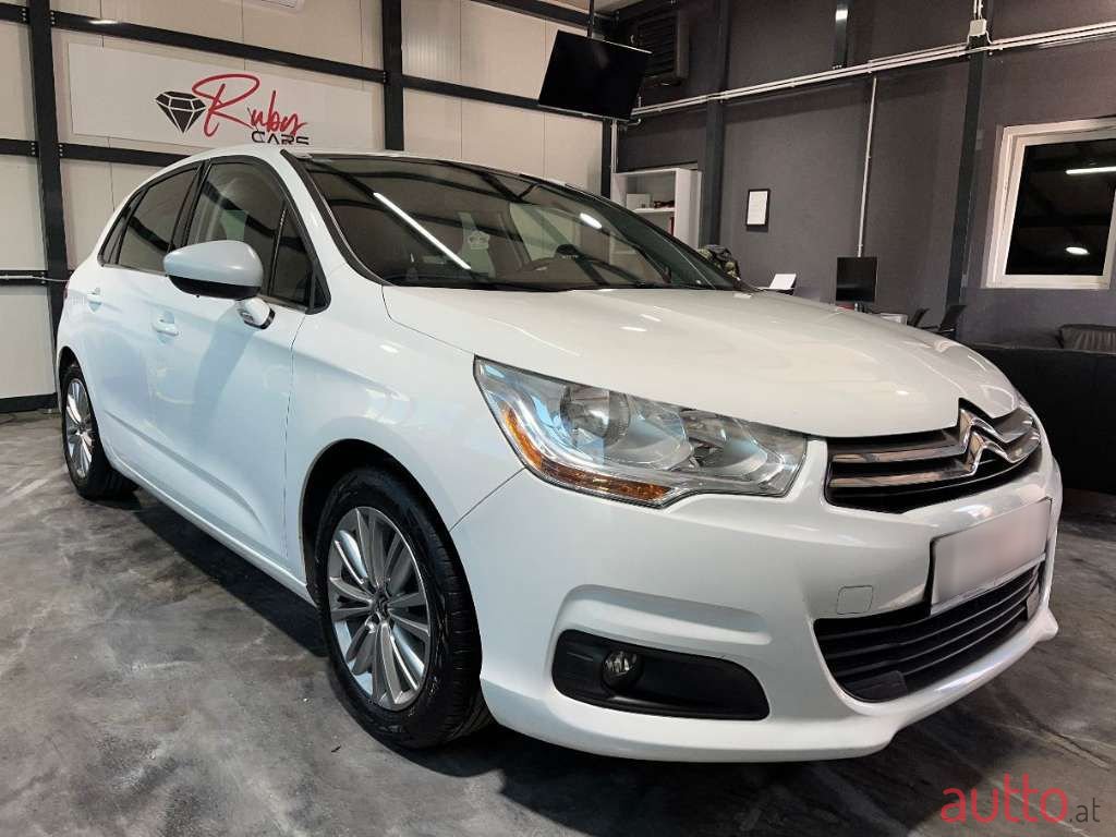 2012' Citroen C4 photo #3
