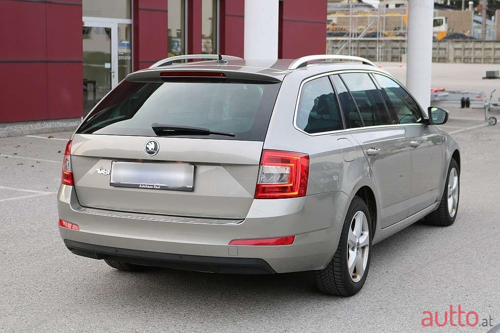 2014' Skoda Octavia photo #6