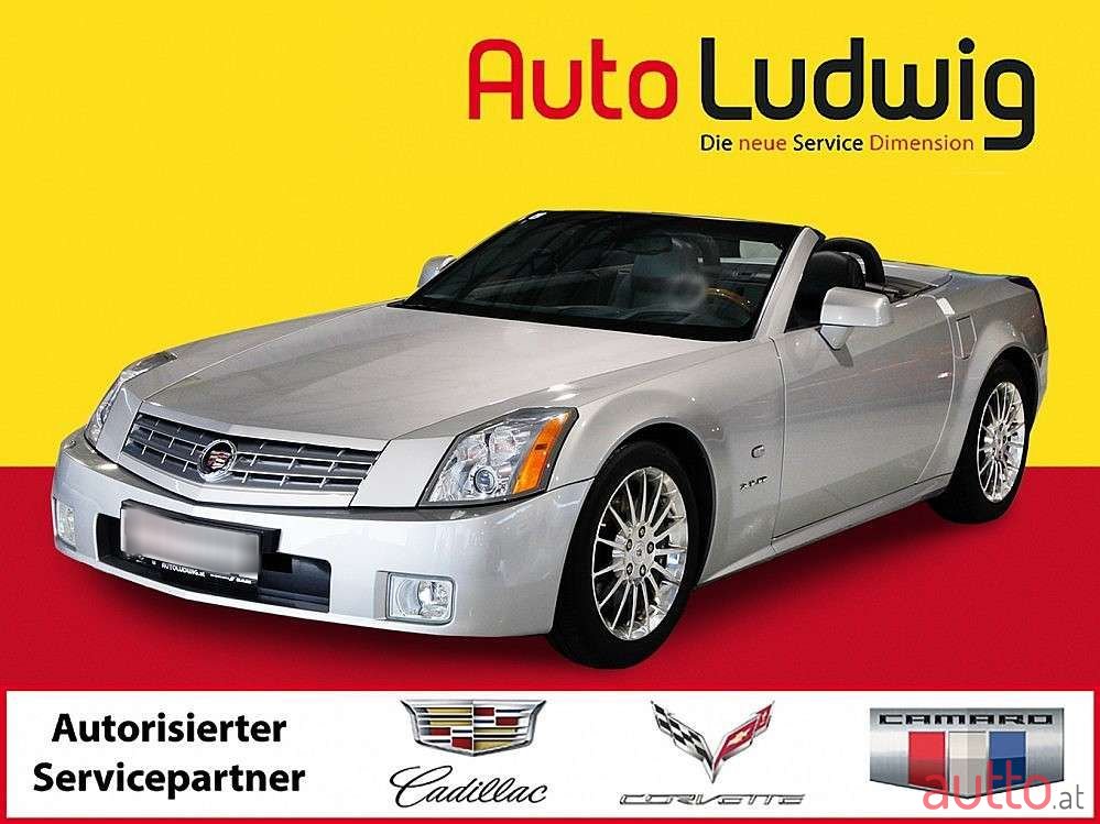 2010' Cadillac XLR photo #5