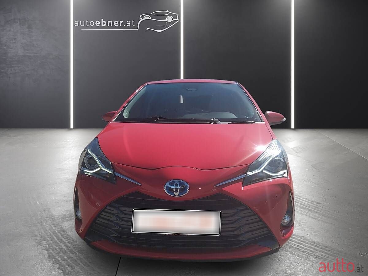 2019' Toyota Yaris photo #2