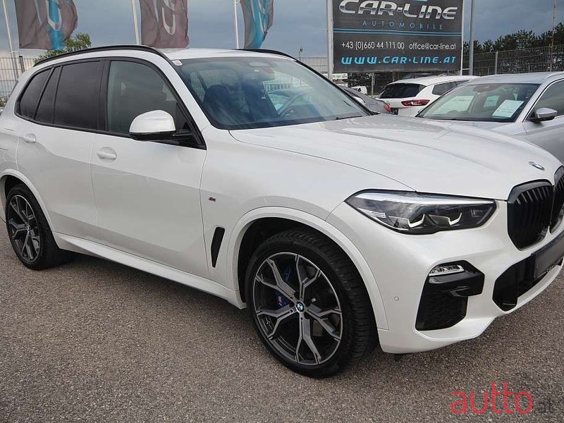 2021' BMW X5 photo #5
