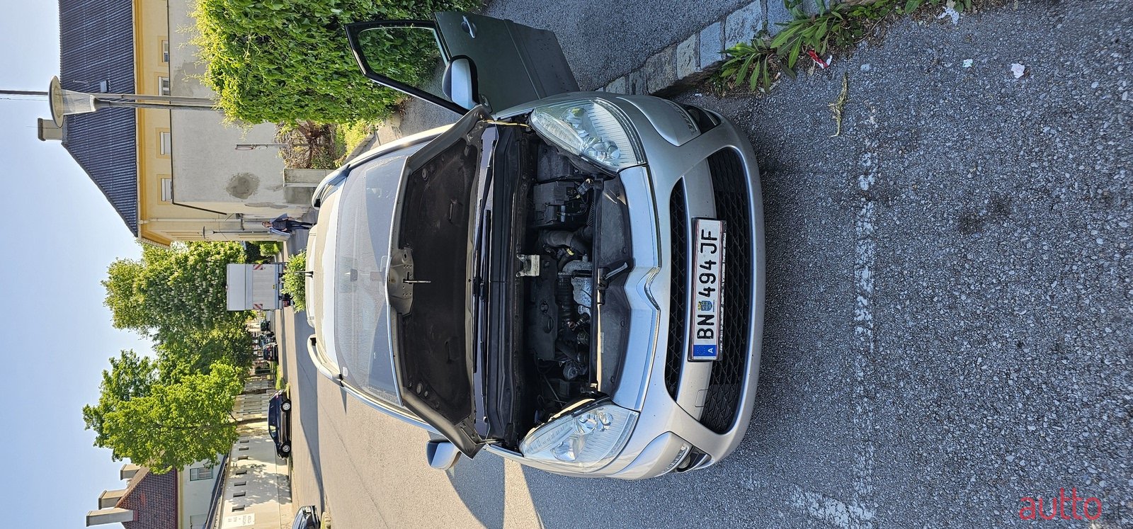 2012' Citroen Grand C4 Picasso photo #4