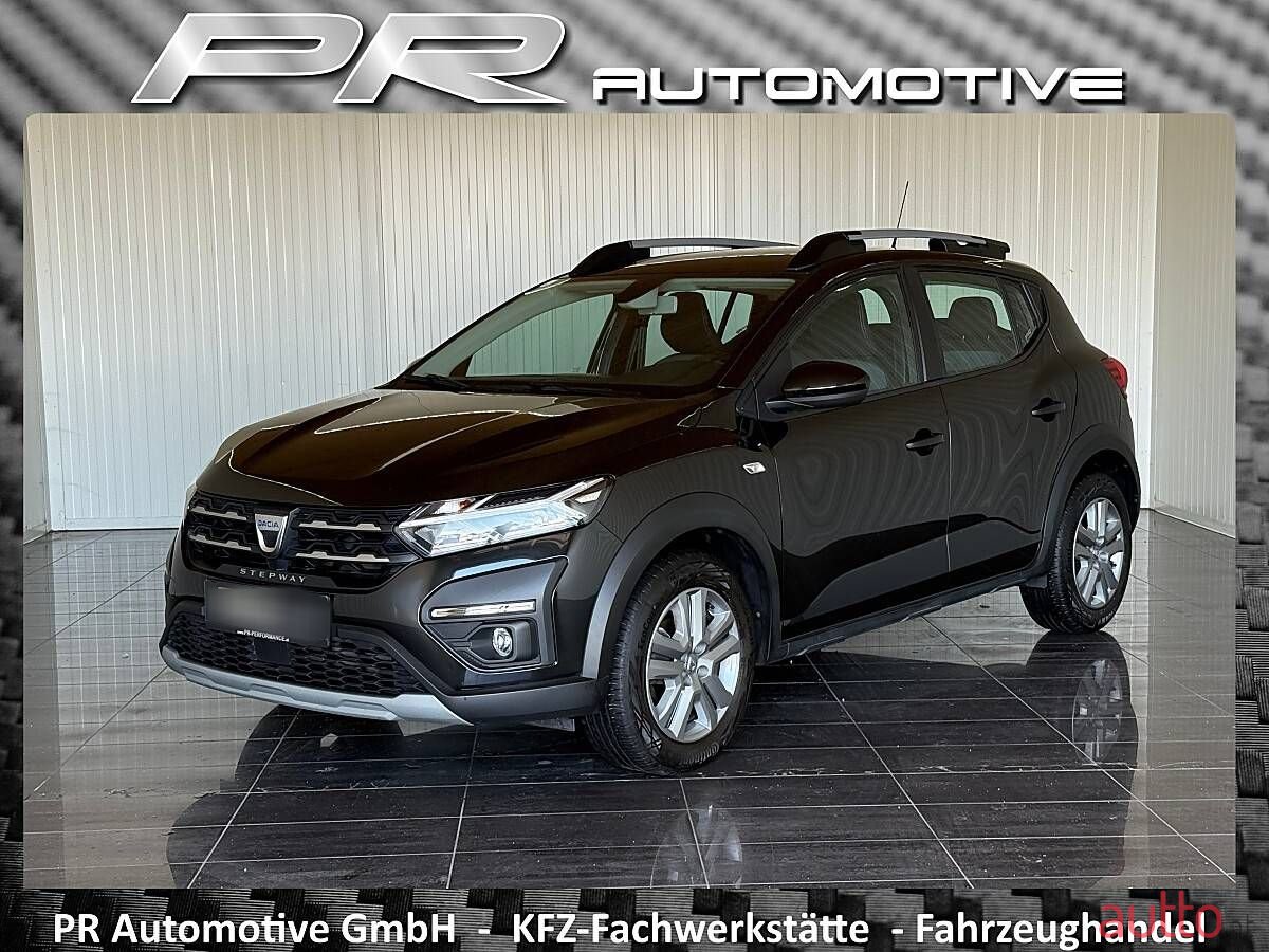 2022' Dacia Sandero photo #1