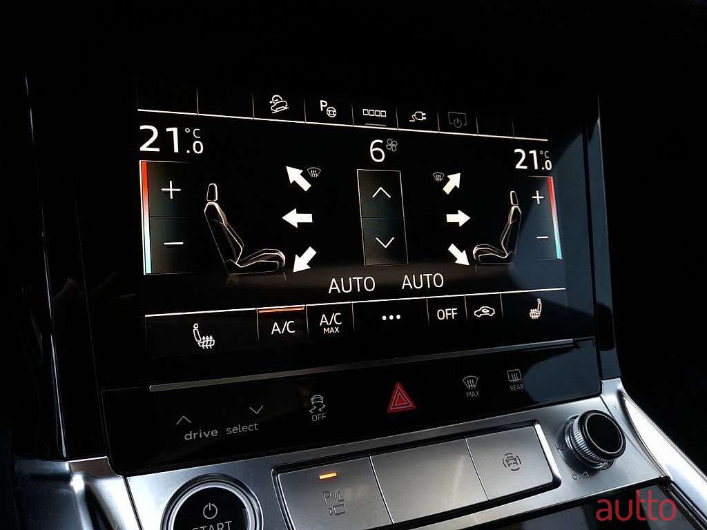 2021' Audi e-tron photo #5
