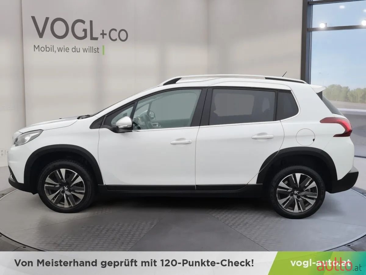 2018' Peugeot 2008 photo #2