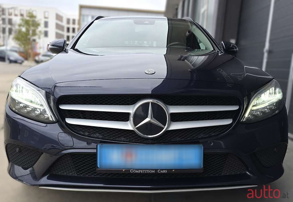 2019' Mercedes-Benz C-Klasse photo #2