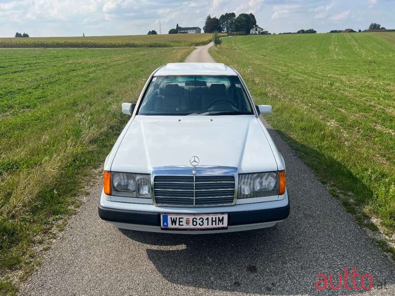 1990' Mercedes-Benz E-Klasse photo #6