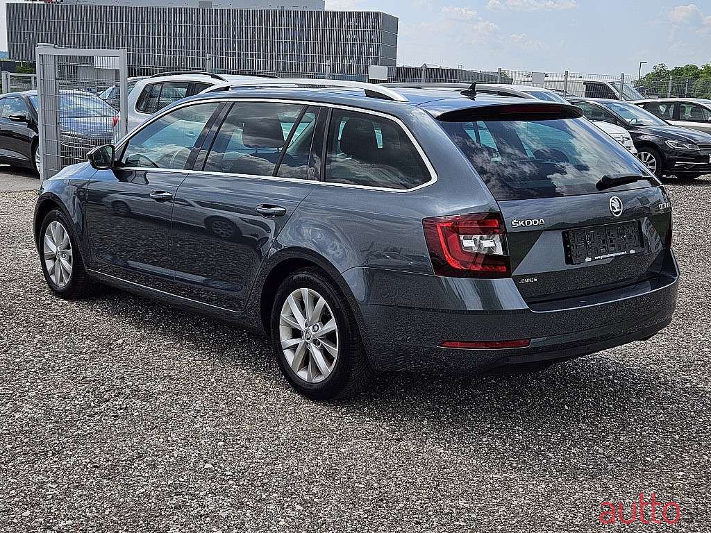 2017' Skoda Octavia photo #4