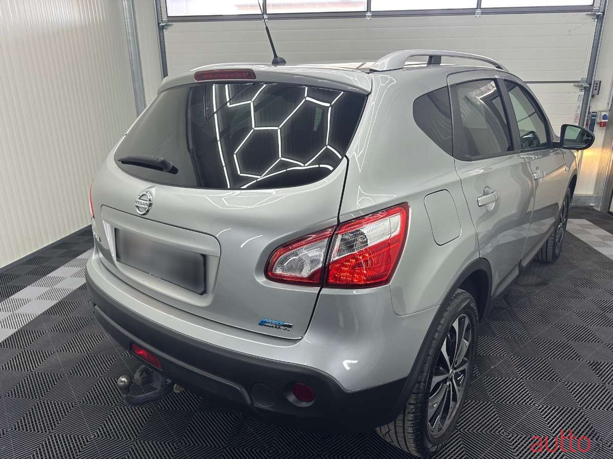 2011' Nissan Qashqai photo #4