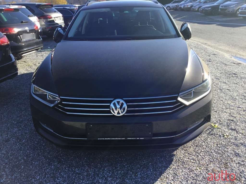 2016' Volkswagen Passat photo #1