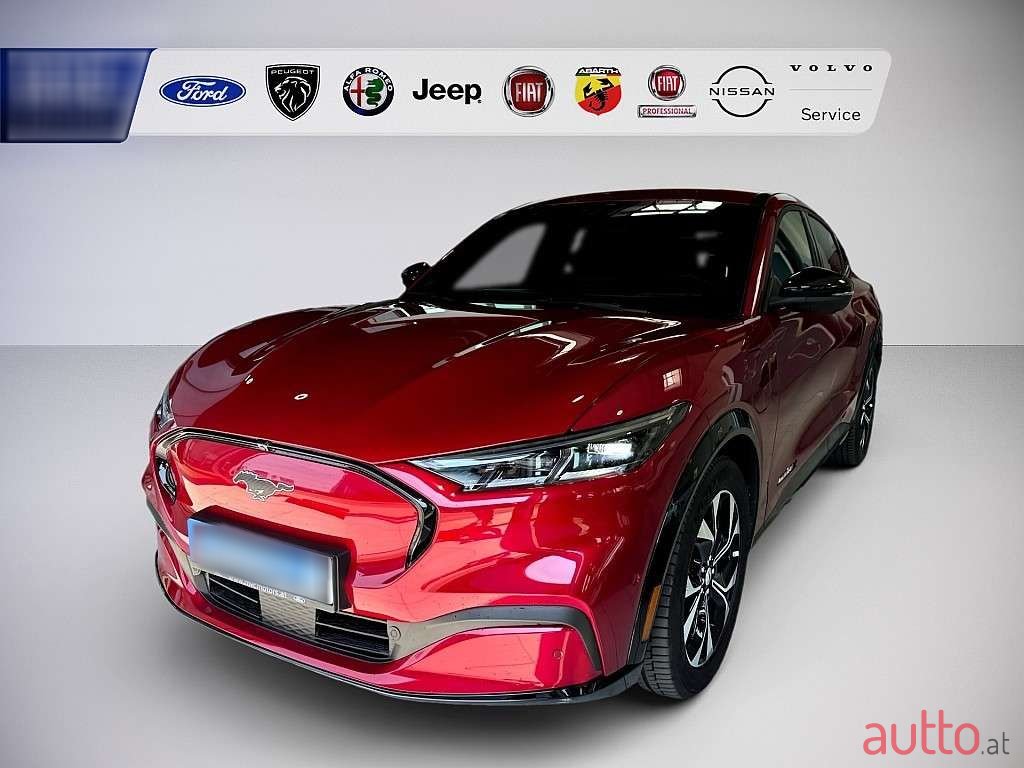 2023' Ford Mustang Mach-E photo #1