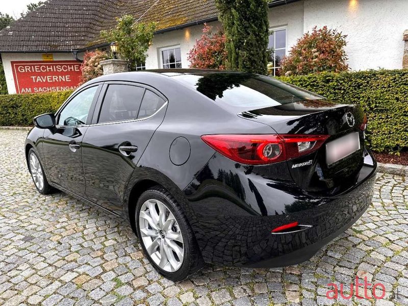 2016' Mazda Mazda3 photo #3