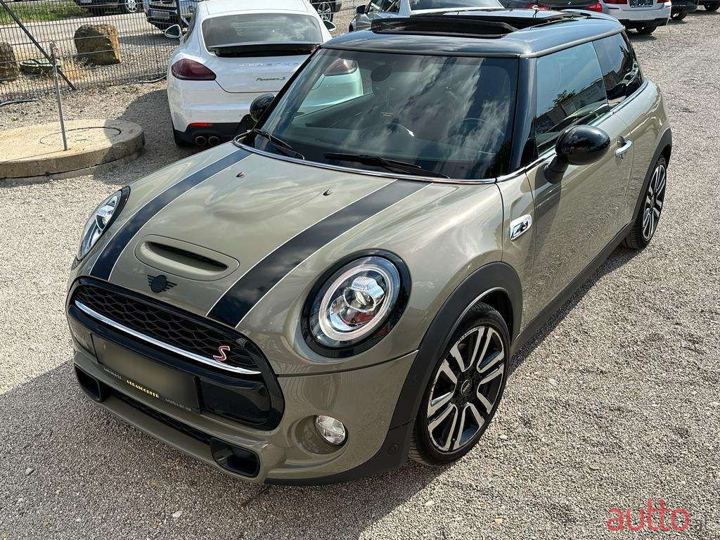 2018' MINI Mini photo #4