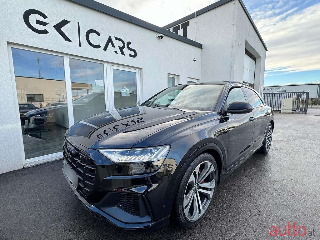 2020' Audi Q8 photo #2