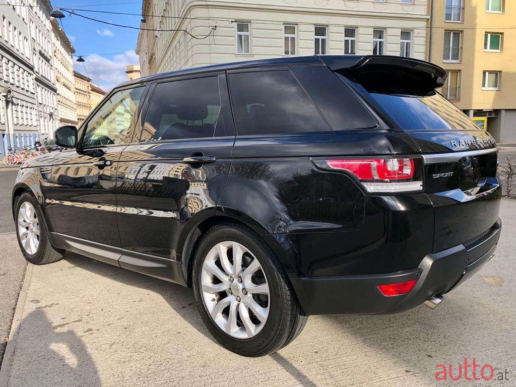 2016' Land Rover Range Rover Sport photo #5