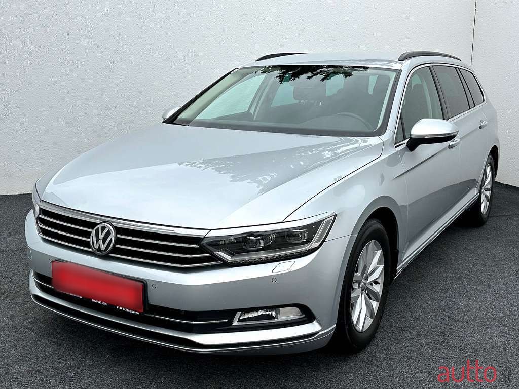 2019' Volkswagen Passat photo #4