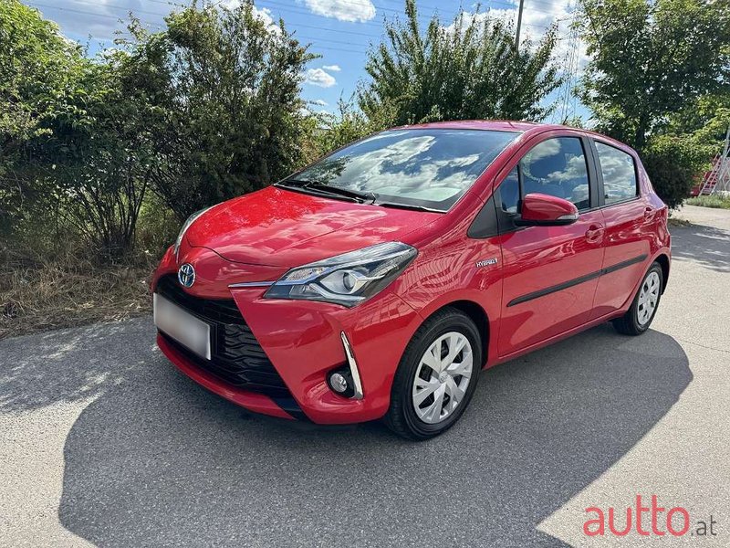 2018' Toyota Yaris photo #4