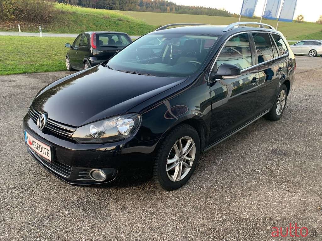 2012' Volkswagen Golf photo #4