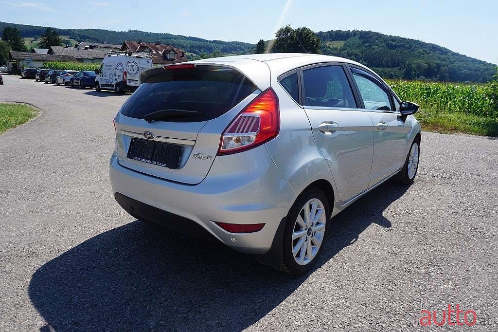 2016' Ford Fiesta photo #4