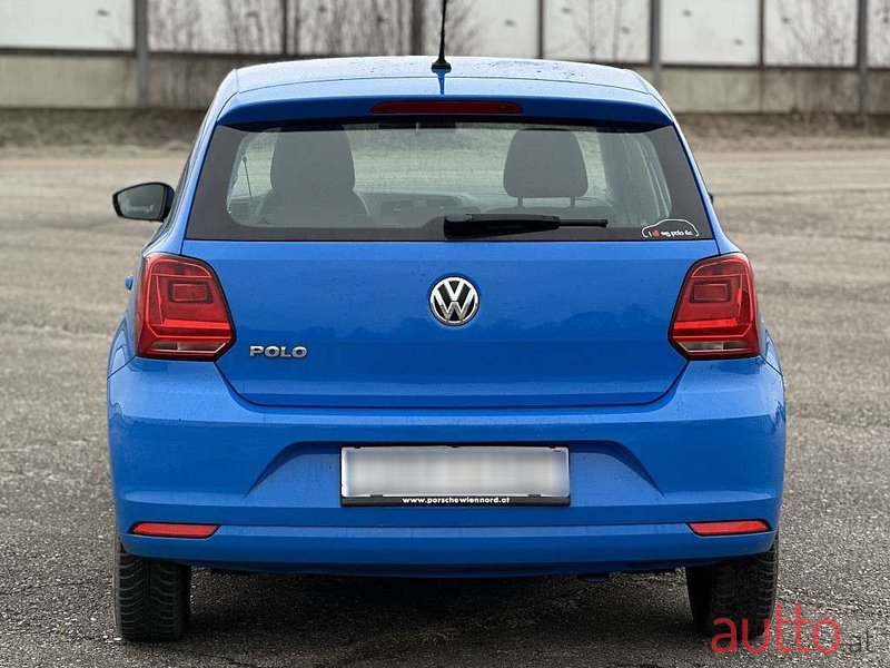 2014' Volkswagen Polo photo #6