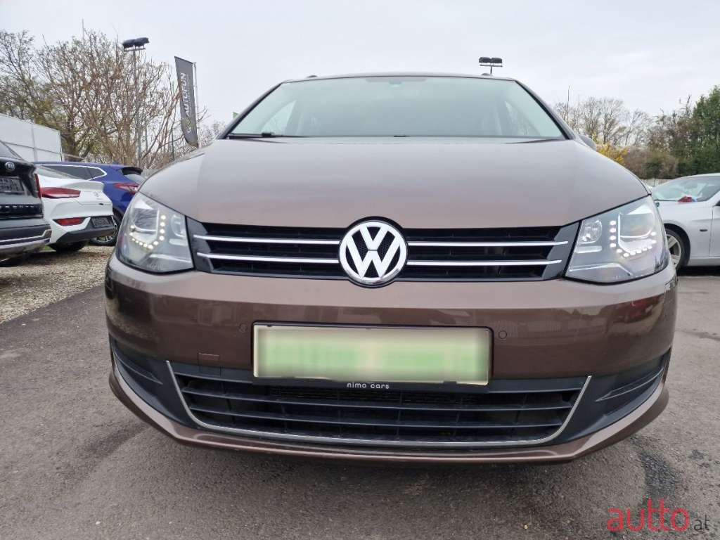 2010' Volkswagen Sharan photo #5