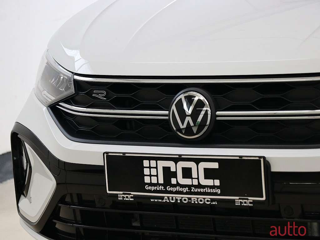 2022' Volkswagen Taigo photo #4