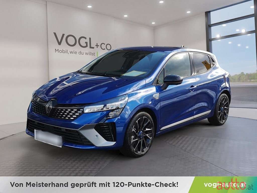 2023' Renault Clio photo #1