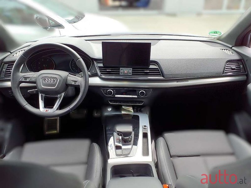 2022' Audi Q5 photo #3