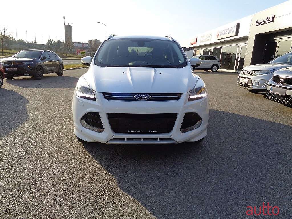 2016' Ford Kuga photo #5