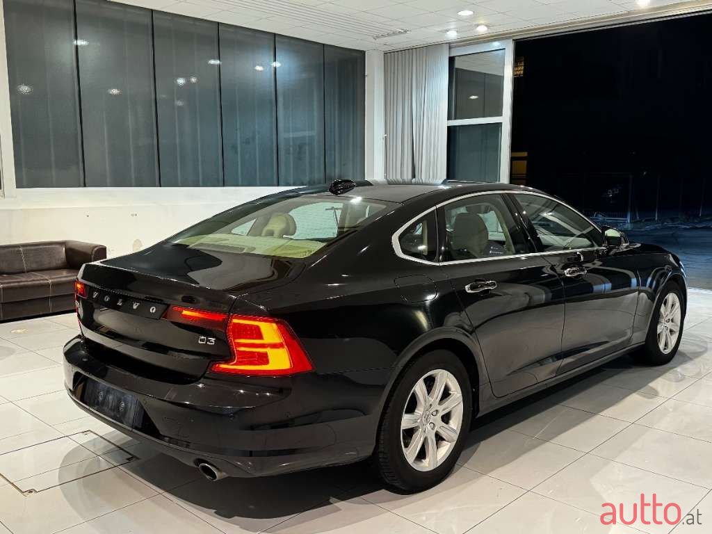 2018' Volvo S90 photo #6