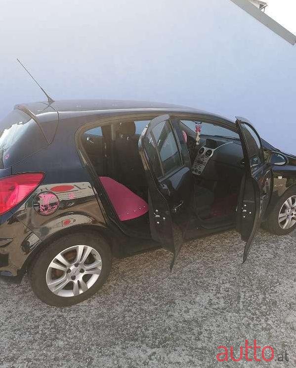 2009' Opel Corsa photo #1