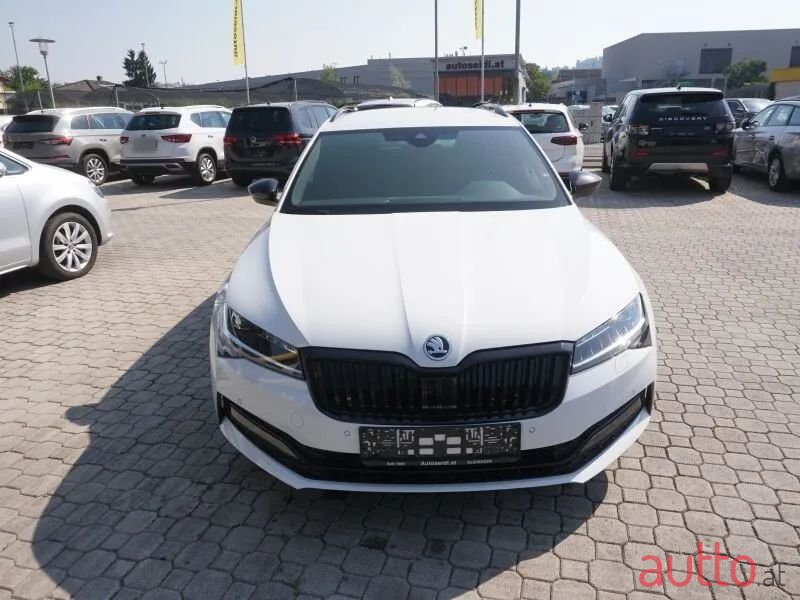 2020' Skoda Superb photo #1