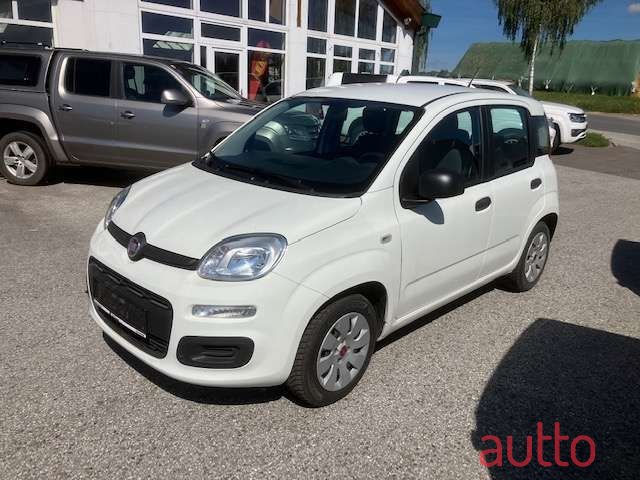 2017' Fiat Panda photo #6