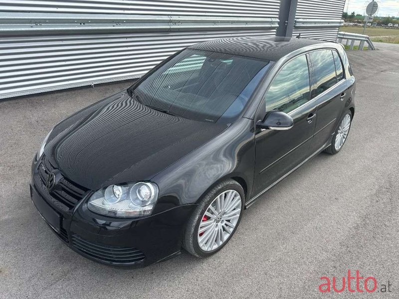 2005' Volkswagen Golf photo #1