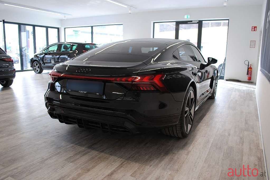 2021' Audi e-tron photo #3