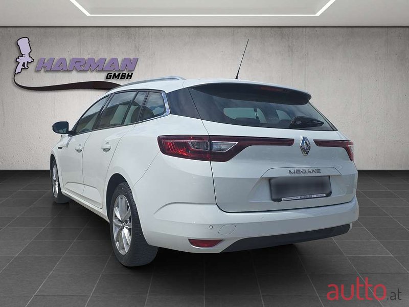 2019' Renault Megane photo #3