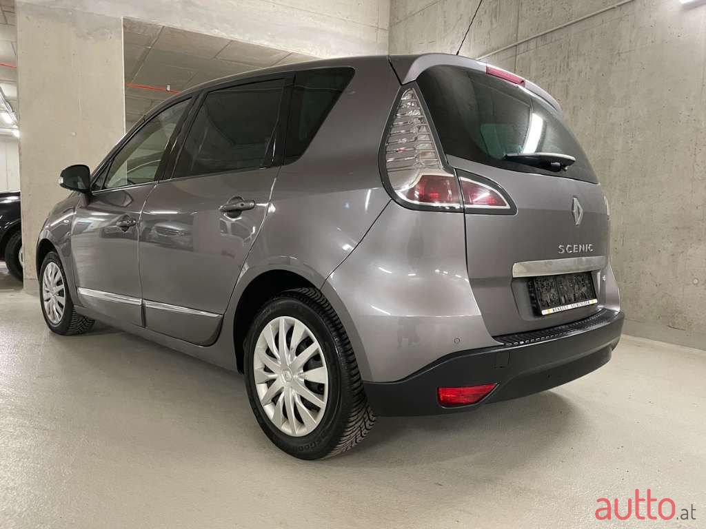 2015' Renault Scenic photo #4