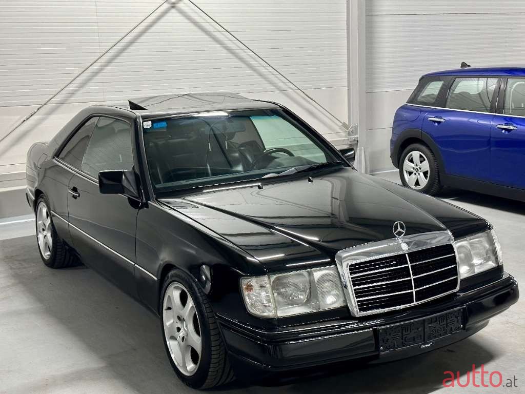1993' Mercedes-Benz E-Klasse photo #2