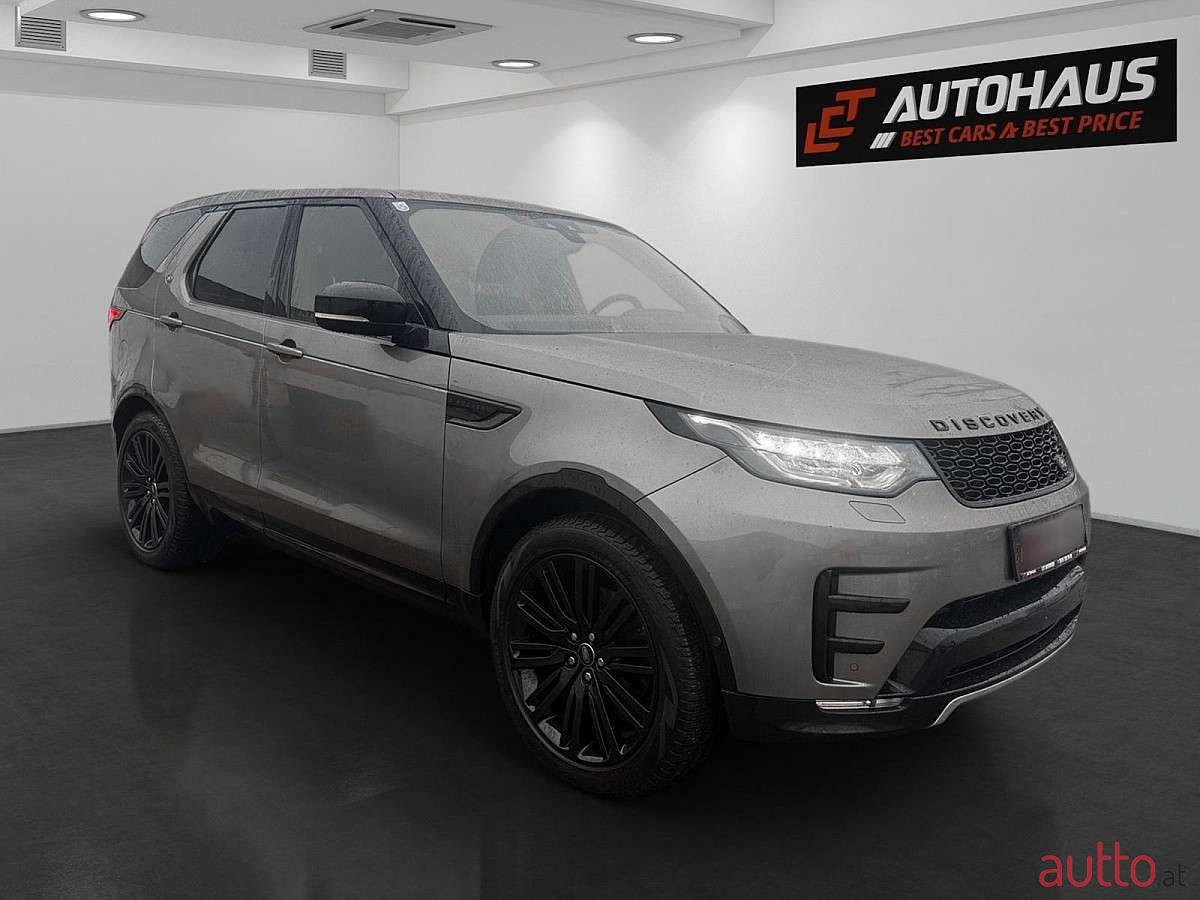 2020' Land Rover Discovery photo #4