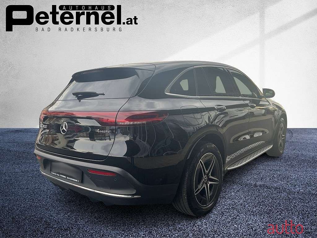 2020' Mercedes-Benz EQC photo #4
