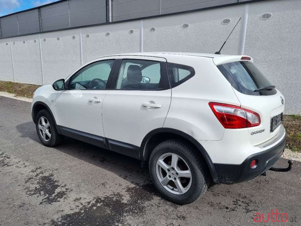 2013' Nissan Qashqai photo #3