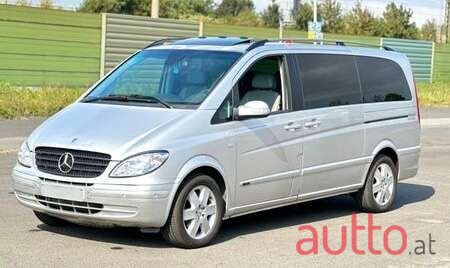 2007' Mercedes-Benz Viano photo #1