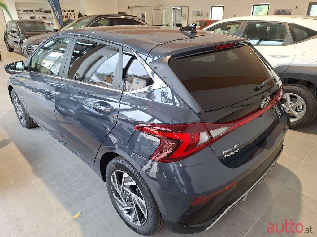 2024' Hyundai i20 photo #3