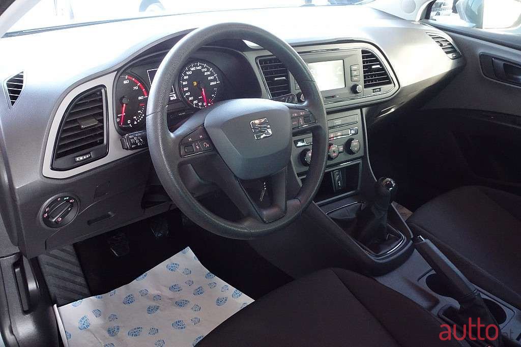 2018' SEAT Leon photo #4