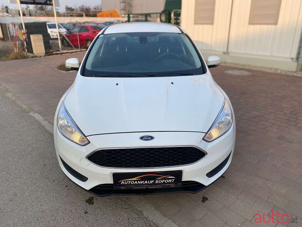 2015' Ford Focus photo #3