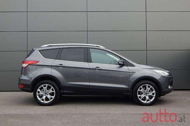 2013' Ford Kuga photo #1