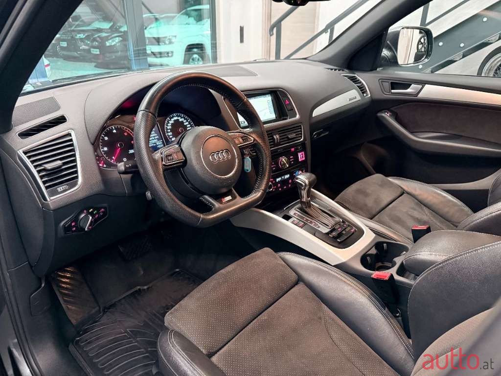 2013' Audi Q5 photo #6